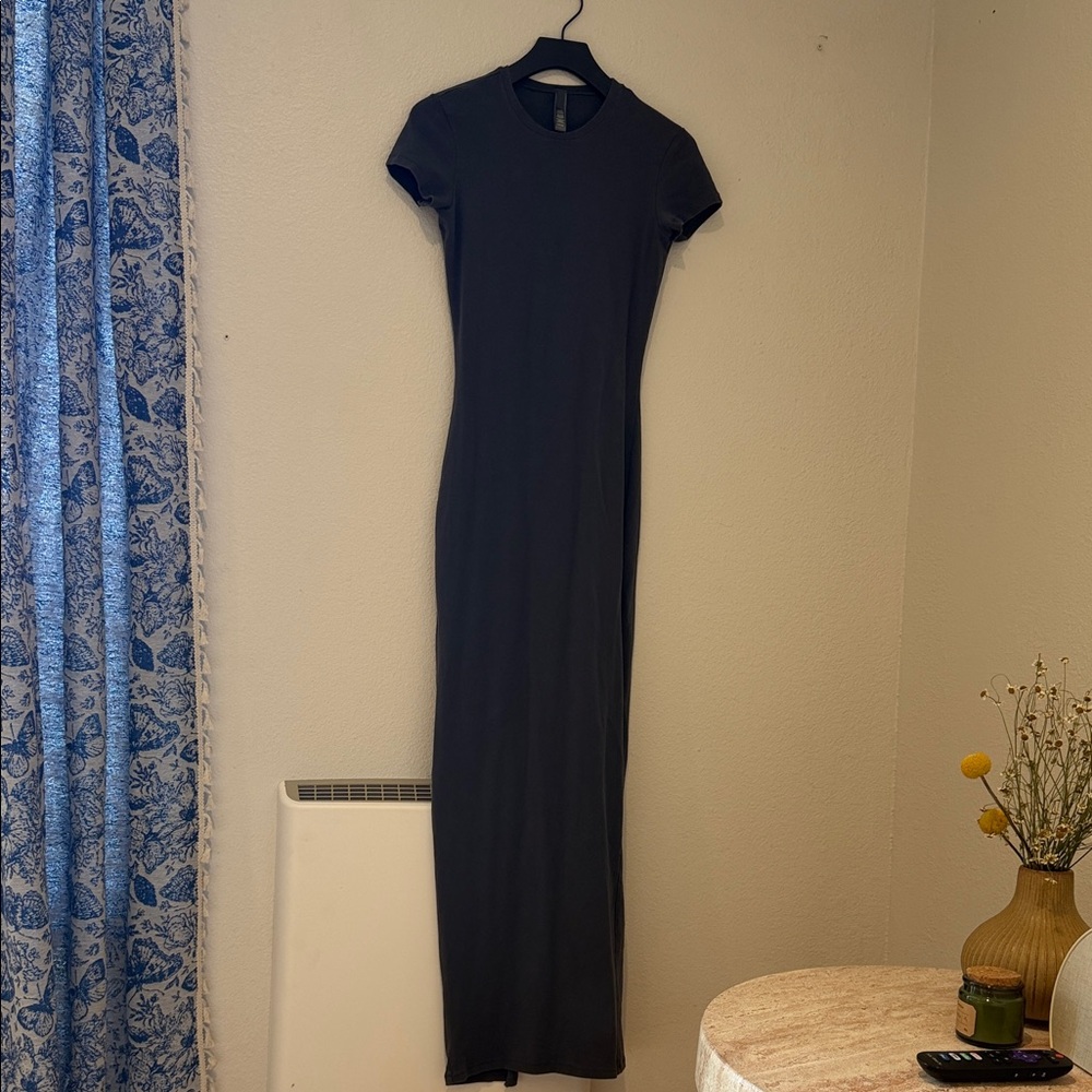 SKIMS Vintage Washed Grey T-shirt Long Dress Sz small
